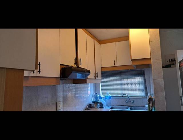 2 BEDROOM APARTMENT FOR SALE IN SYDENHAM